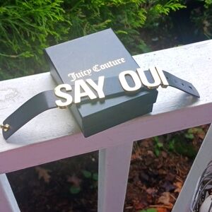 JUICY COUTURE "Say Oui" Adjustable Vegan Leather Band Bracelet NIB Gold Block